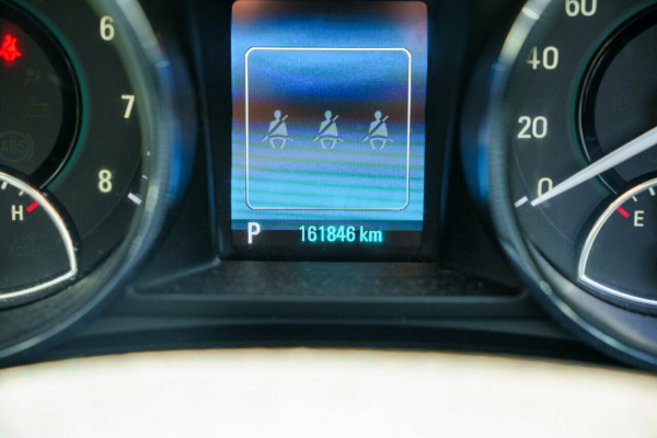 2014 Holden Calais VF V Sedan Image 20