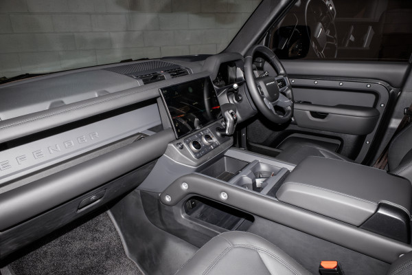 2026 Land Rover Defender L663 110 P425 X SUV image 8