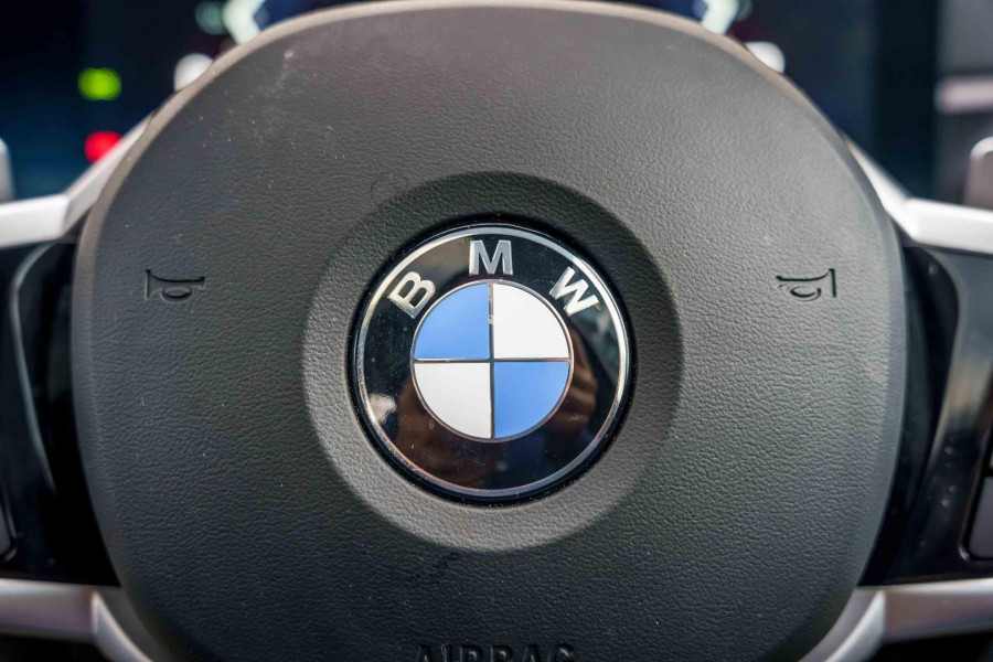 2025 BMW 3 Series G20 LCI II 330i M Sport Sedan