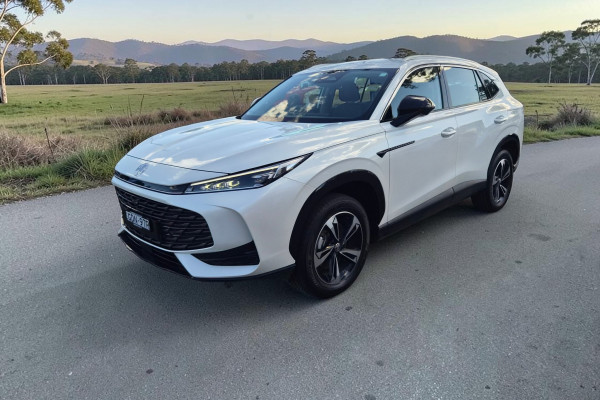 2025 MG HS AS33 Vibe SUV Image 3