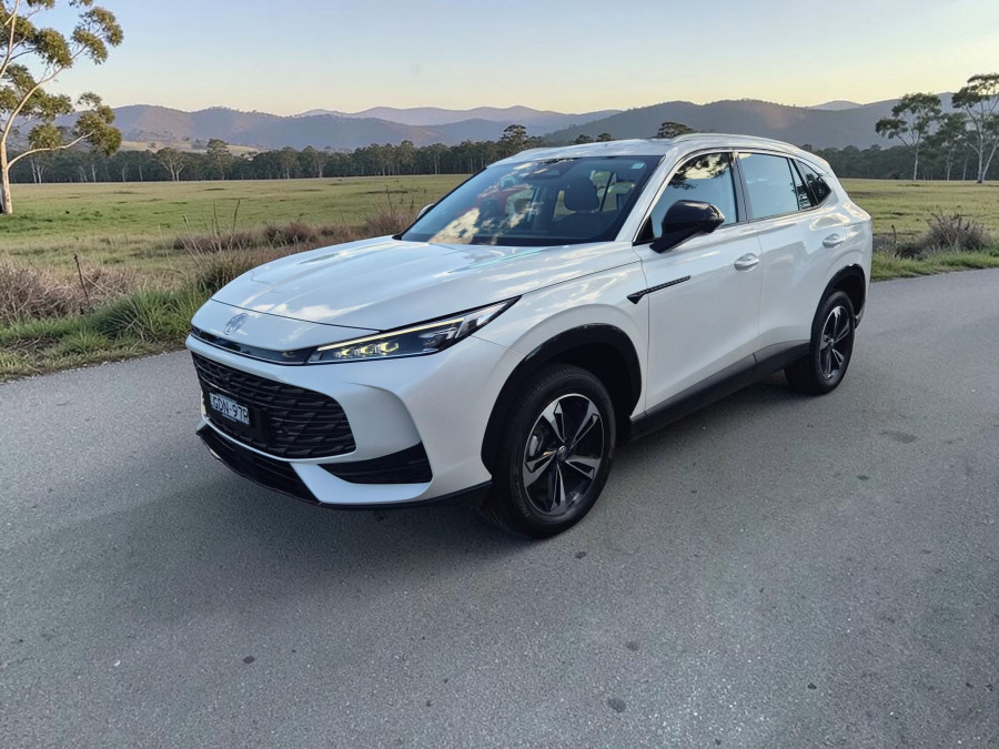 2025 MG HS AS33 Vibe SUV Image 3
