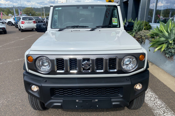 2025 Suzuki Jimny XL Wagon Image 4