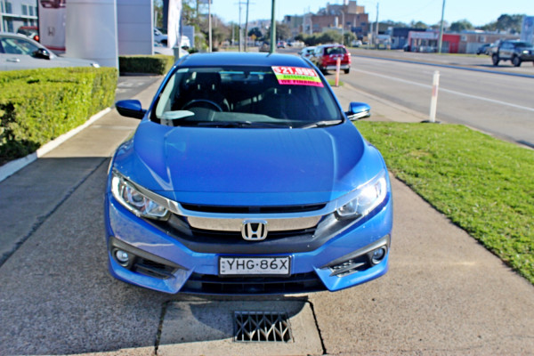 2017 MY16 Honda Civic 10th Gen VTi-S Sedan Image 3