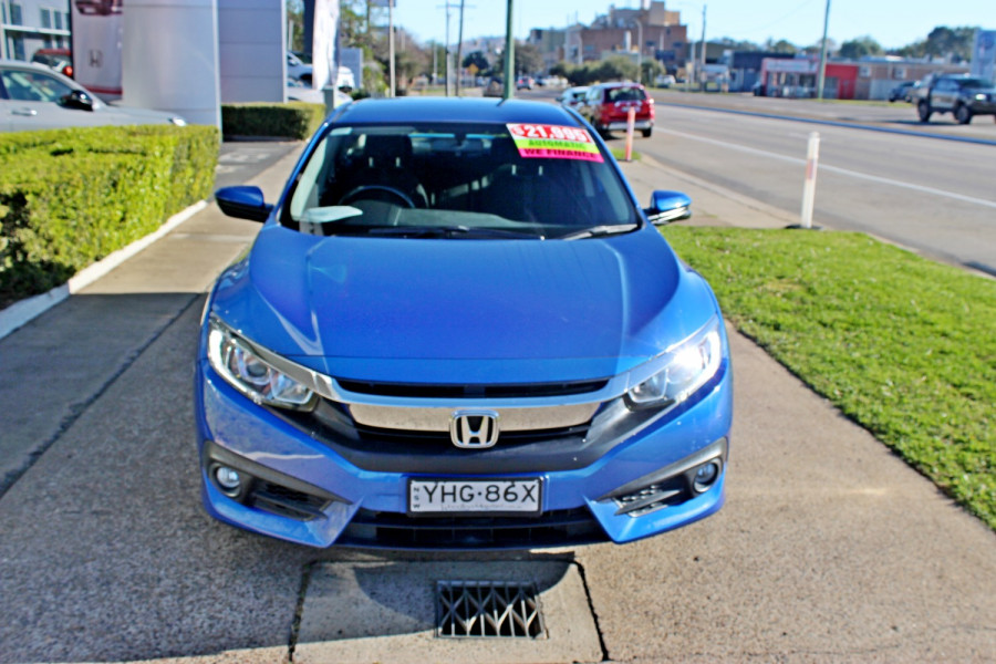 2017 MY16 Honda Civic 10th Gen VTi-S Sedan Image 3