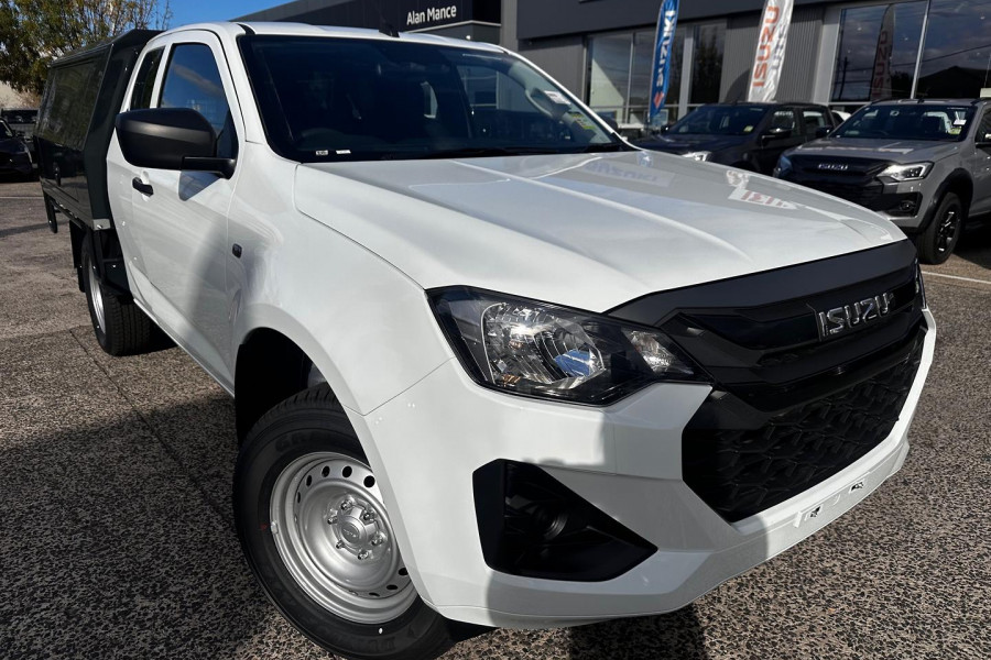 2026 MY25.5 Isuzu D-MAX RG SX Cab Chassis