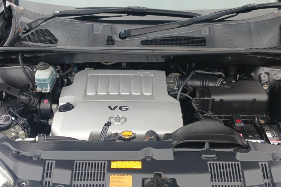 2012 Toyota Kluger GSU40R Grande SUV Image 9