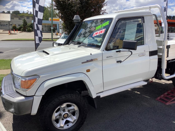 2015 Toyota Landcruiser VDJ79R GXL Cab chassis