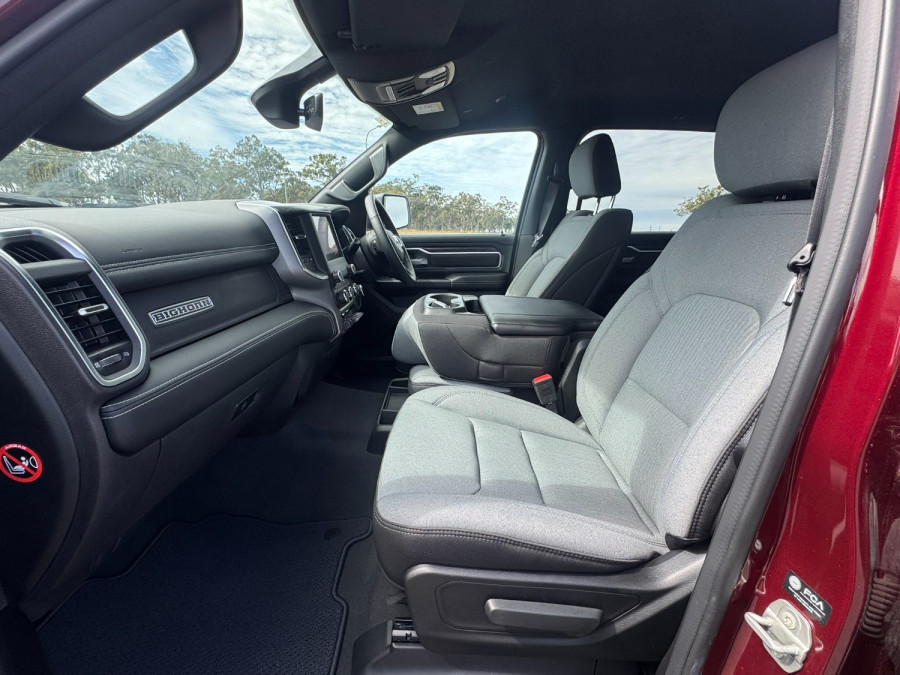 2024 Ram 1500 STD Big Horn SWB Crew Cab Image 14