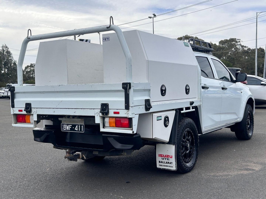 2022 Isuzu D-MAX RG SX High Ride Cab Chassis Image 9