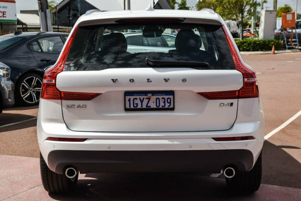 2019 MY20 Volvo XC60 UZ D4 Momentum Suv Image 3
