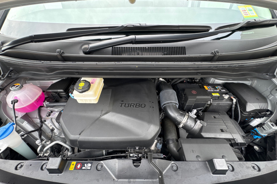2025 MY24 Hyundai Staria Load US4.V2  Van Image 11