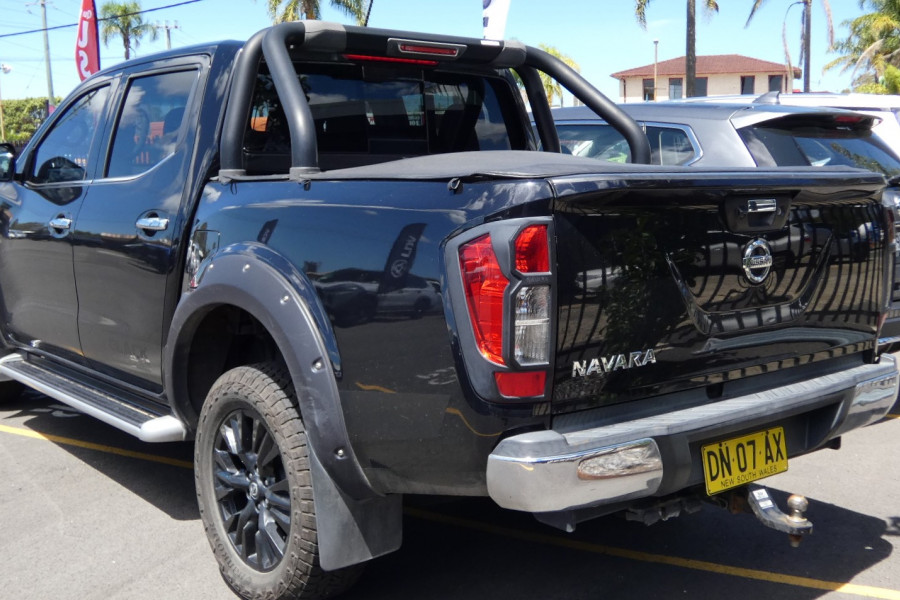 2018 Nissan Navara D23 SERIES III MY18 ST 4X4 BLACK EDITION Ute Image 8