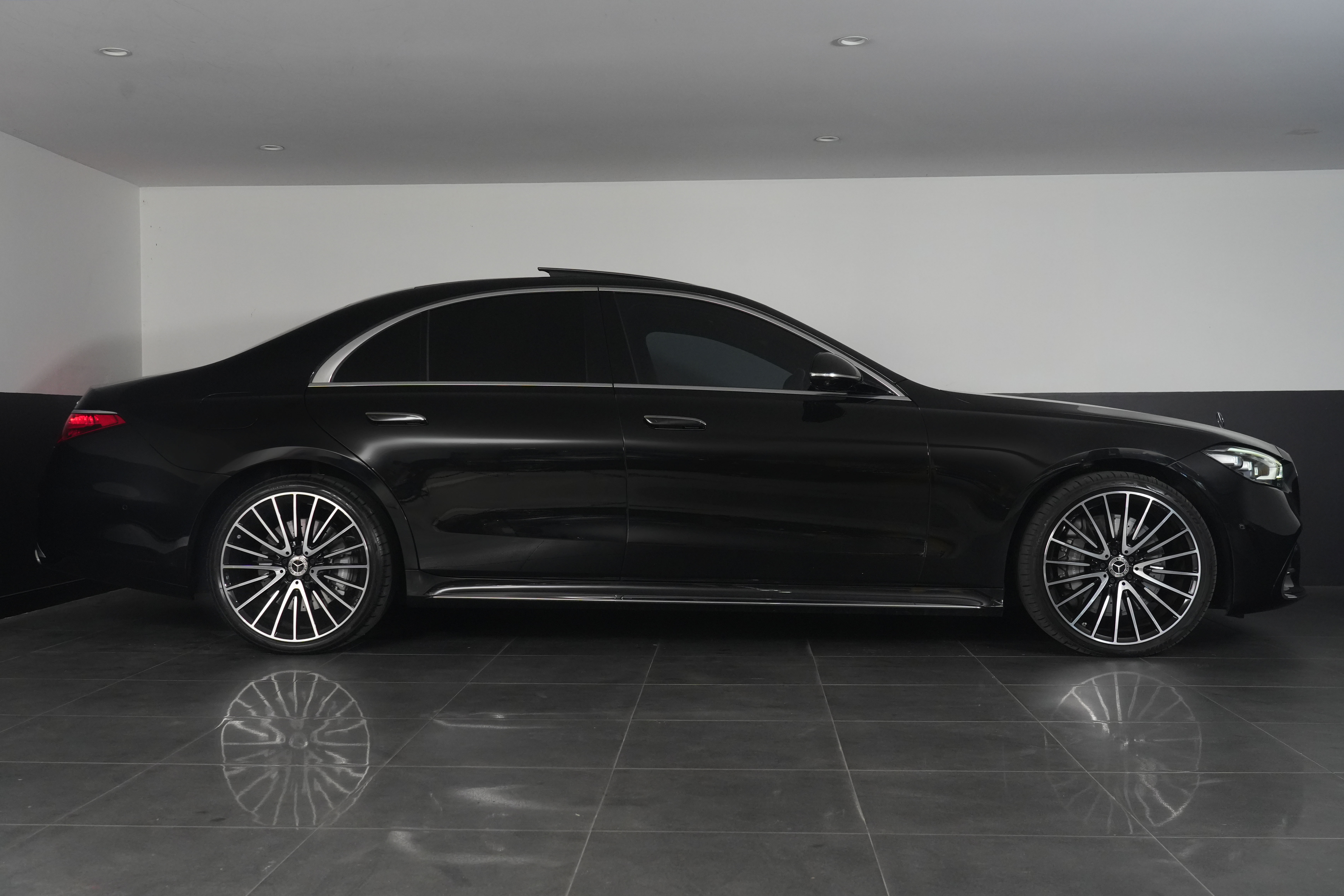 2025 Mercedes-Benz S450 4matic Sedan Image 17
