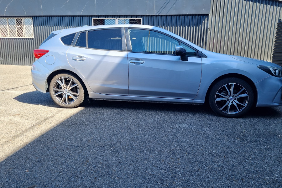 2017 Subaru Impreza G5 2.0i Premium Hatch Image 6