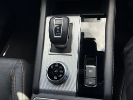 2022 Mitsubishi Outlander ZM Exceed Tourer SUV image 25