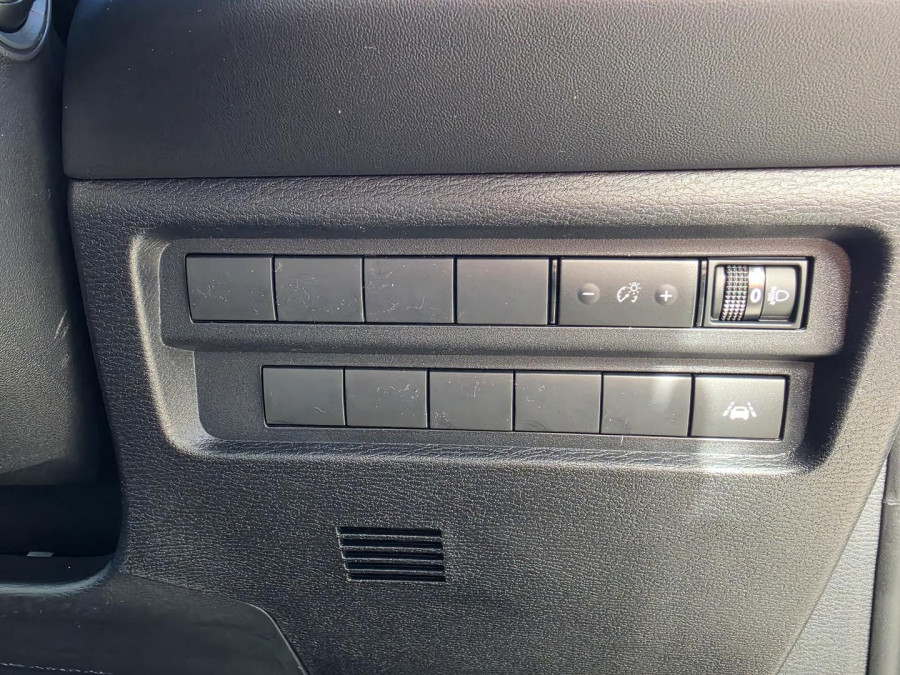 2026 Mitsubishi Outlander ZM Black Edition SUV Image 21