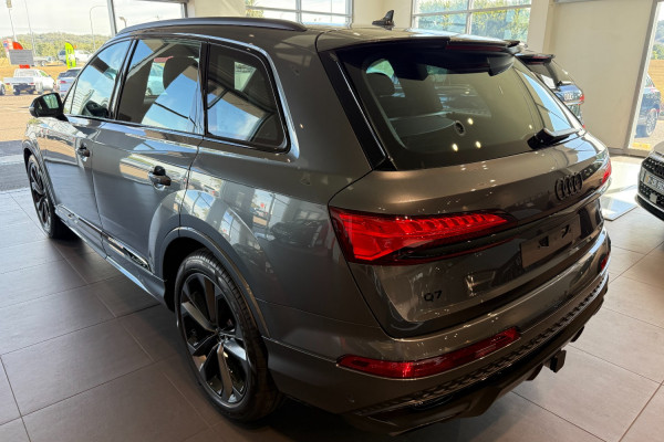 2025 Audi Q7 4M TFSI 185kW SUV Image 6