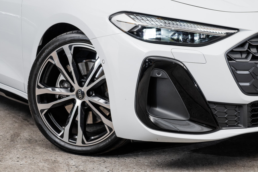 2025 Audi A5 B10  TFSI 200kW S line Wagon