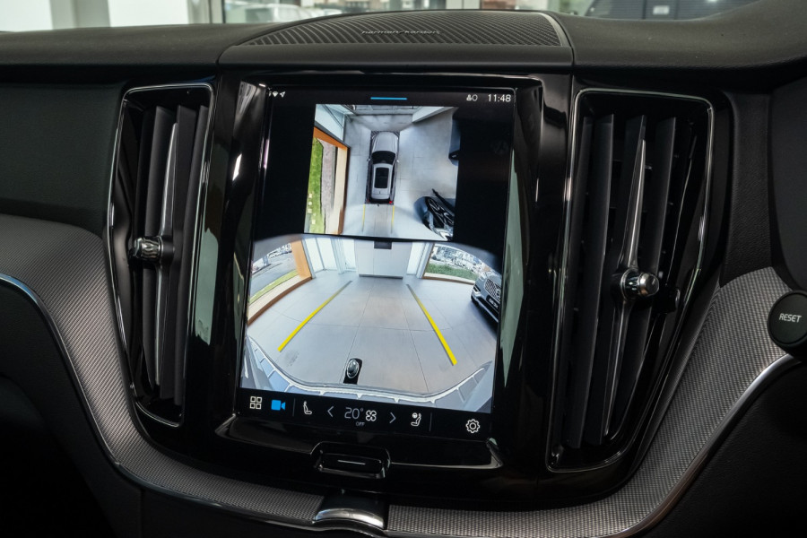 2025 Volvo XC60 UZ Plus B5 SUV Image 12