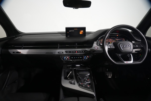 2019 Audi SQ7 TDI SUV image 13