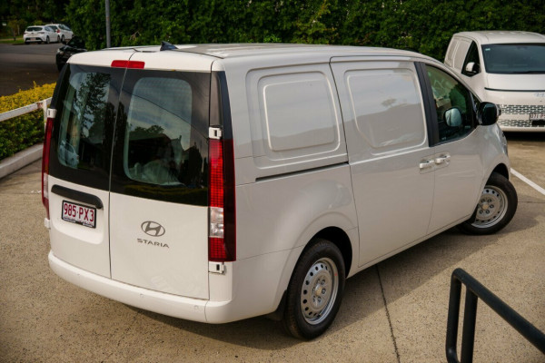 2026 Hyundai Staria Load US4.V3  Van Image 2