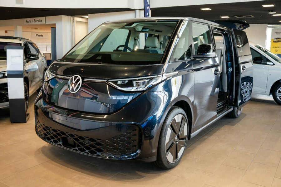 2025 Volkswagen ID. Buzz EB Pro BEV560 People Mover Image 1