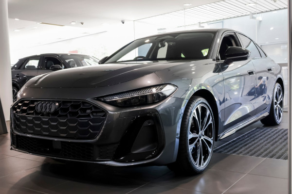 2025 Audi A5 B10 TFSI 150kW S line Sedan image 2