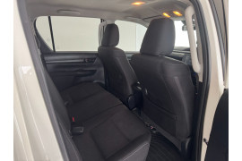 2021 Toyota HiLux GUN126R SR5 Double Cab Chassis