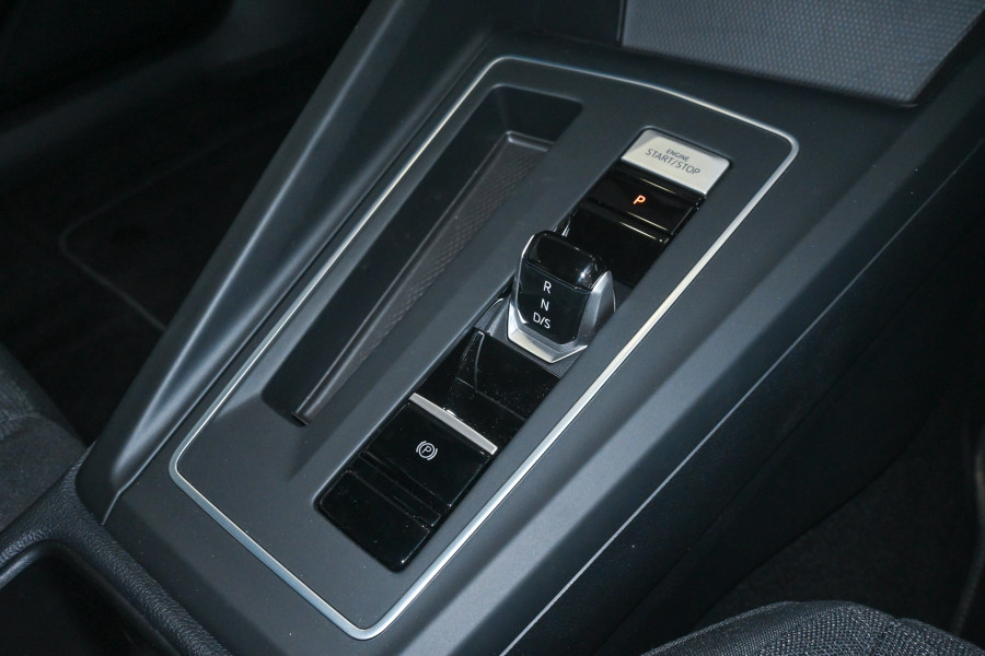 2024 Volkswagen Golf 8 110TSI Life Hatch Image 14