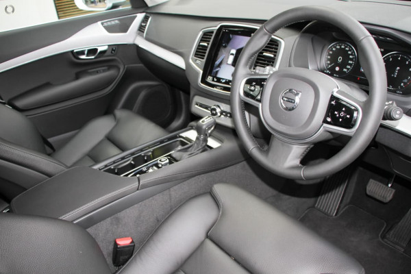 2020 MY21 Volvo XC90 L Series T6 Momentum Suv Image 5
