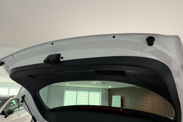2017 MY18 Hyundai i30 PD SR Hatch Image 8