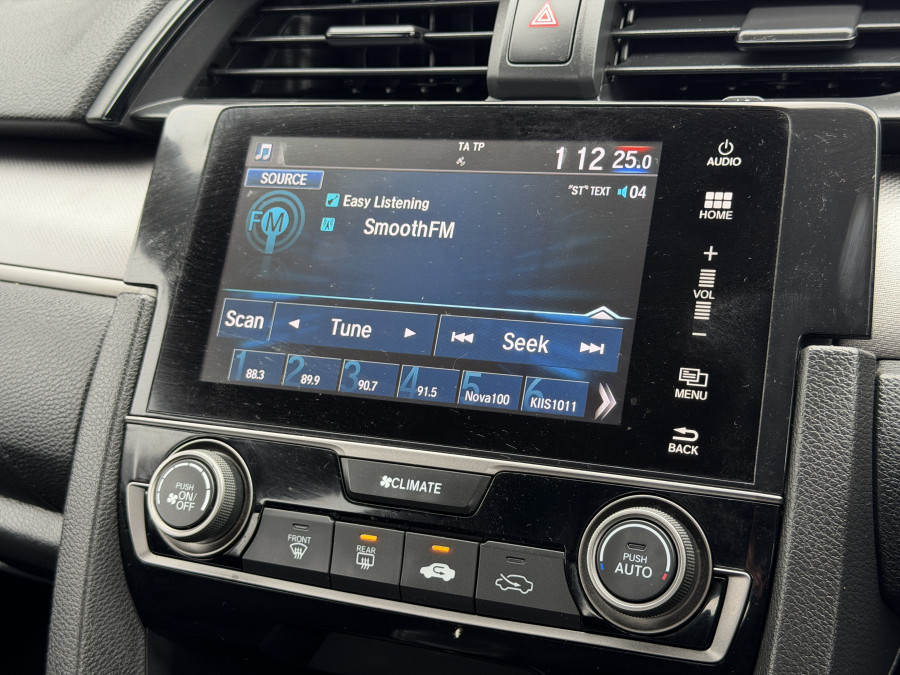 2017 Honda Civic 10th Gen VTi-S Hatch Image 23