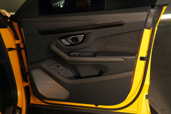 2022 Lamborghini Urus SUV Image 55