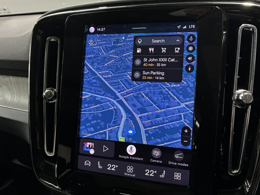 2025 Volvo XC40 XZ Plus B4 SUV Image 15