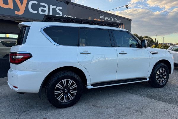 2021 Nissan Patrol Y62 Ti SUV Image 6