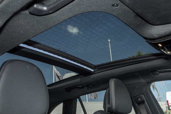 2025 [THIS VEHICLE IS SOLD] image 16