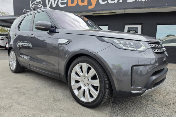2018 Land Rover Discovery Series 5 HSE Luxury SUV Image 7
