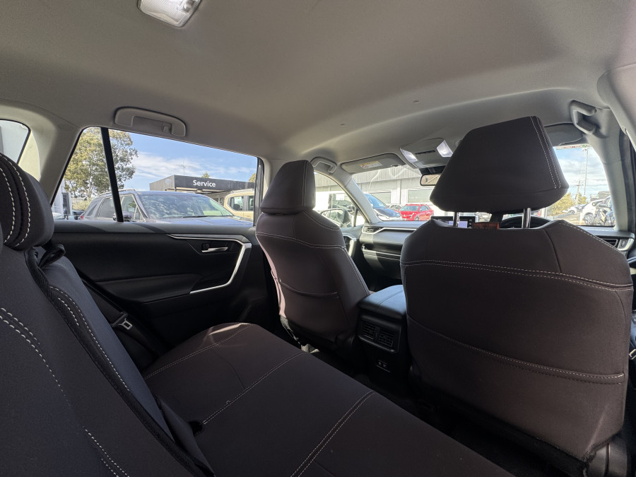 2020 Toyota RAV4 MXAA52R GXL SUV Image 18
