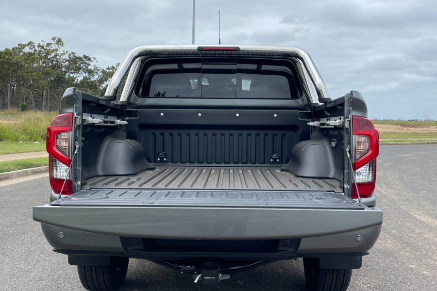 2024 Nissan Navara D23 ST-X Ute Image 8