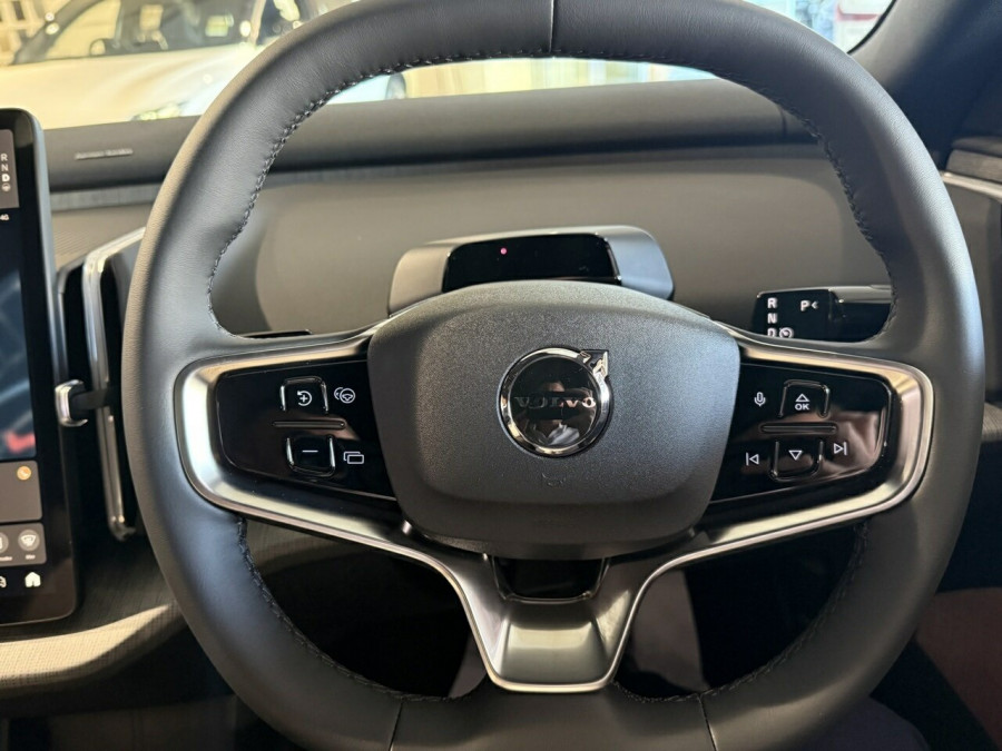2025 MY26 Volvo EX30  Single Motor Extended Range Plus SUV Image 17