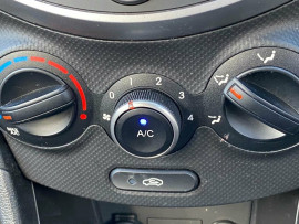 2016 MY17 Hyundai Accent RB4 Active Hatch image 15