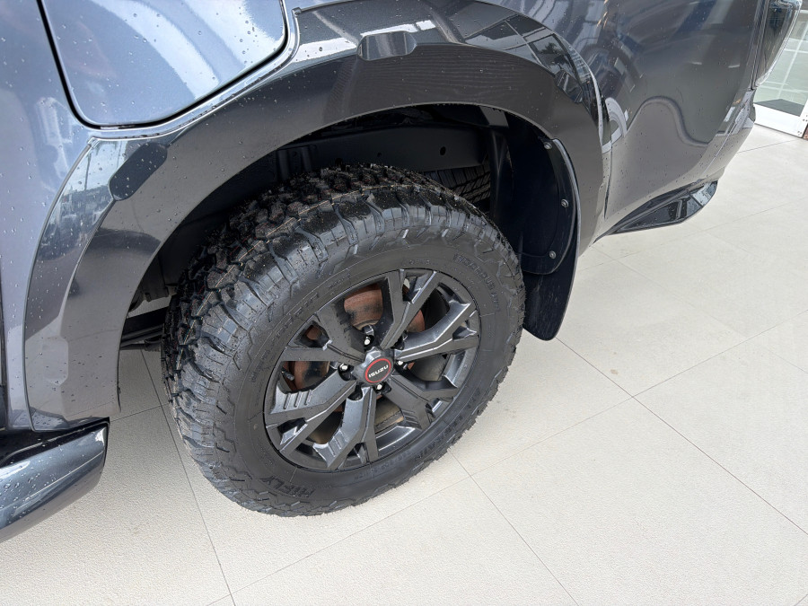 2023 Isuzu D-MAX RG X-TERRAIN Ute Image 16