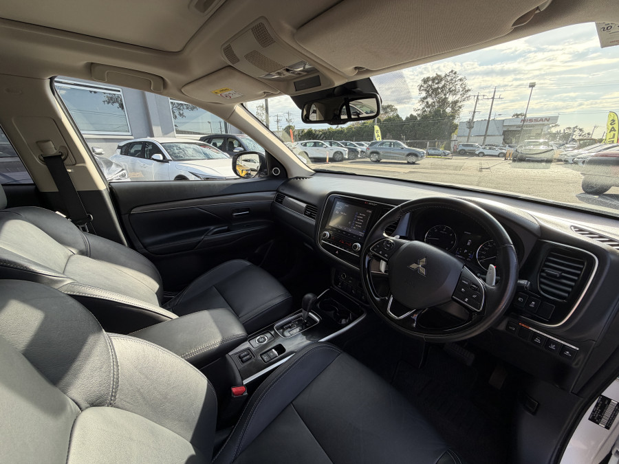 2019 MY20 Mitsubishi Outlander ZL Exceed SUV Image 18