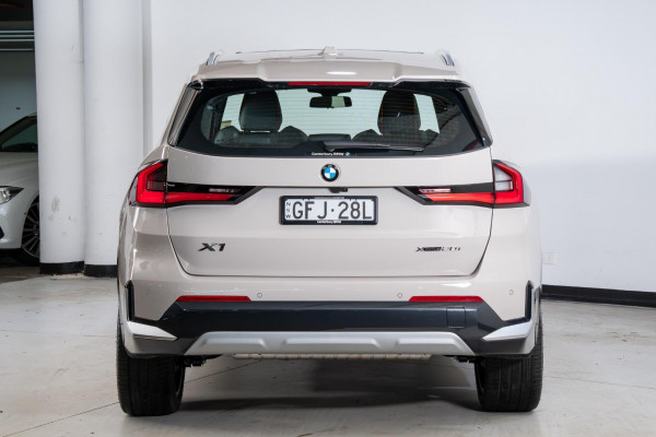 2026 BMW X1 U11 xDrive20i M Sport SUV image 3