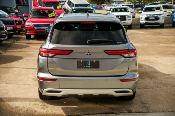2023 MY24 Mitsubishi Outlander ZM Exceed SUV