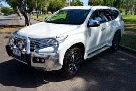 Mitsubishi Pajero Sport GLS QE