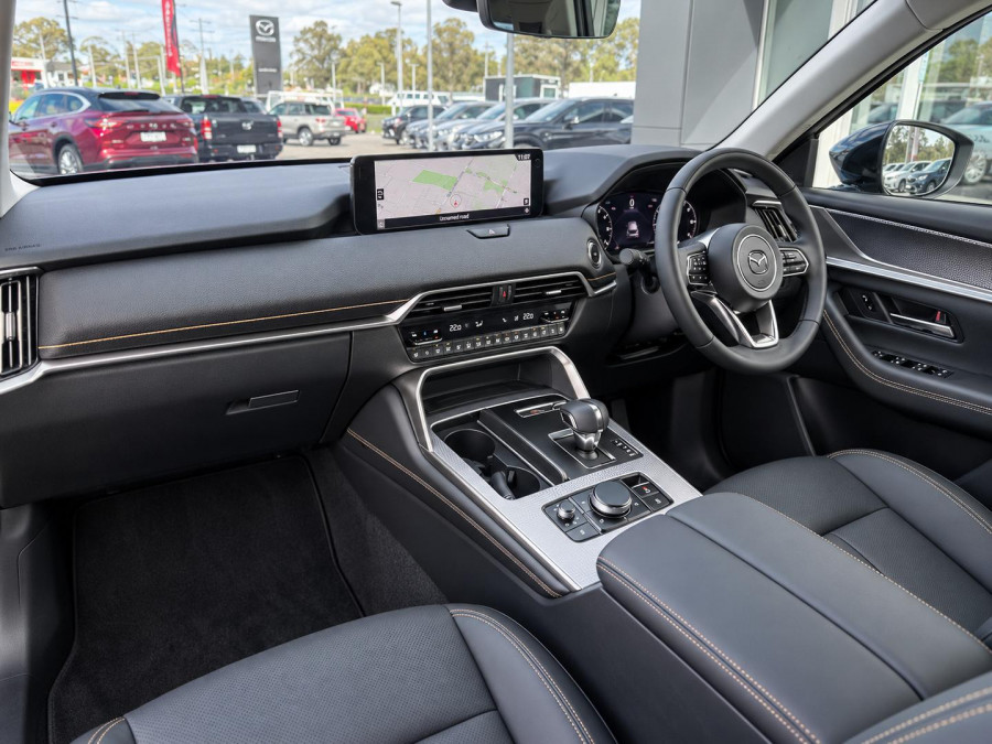 2025 Mazda CX-80 KL P50e Touring SUV Image 5