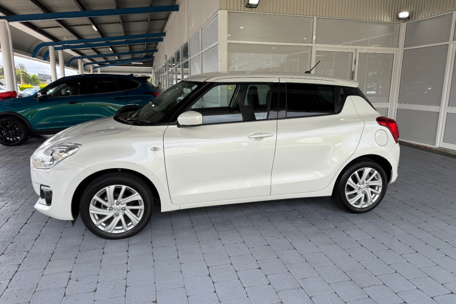 2023 Suzuki Swift AZ Series II GL Hatch Image 22