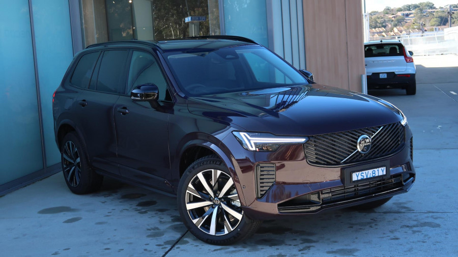 2025 MY26 Volvo XC90 L Series Plus T8 Plug-in Hybrid Dark SUV Image 1