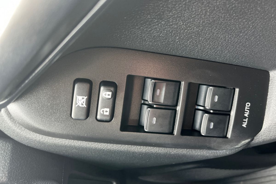 2022 Toyota LandCruiser Prado GDJ150R GX SUV Image 18